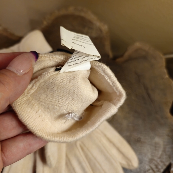 Soft bow gloves - Picture 9 of 12